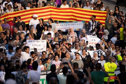 Imagen de la manifestación de apoyo a la comunidad islámica de Piera. 