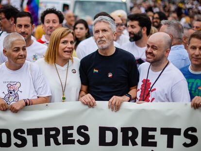 El ministro del Interior, Fernando Grande-Marlaska, en la manifestación del Orgullo celebrada el pasado viernes en Valencia.