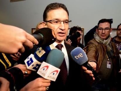 Serafín Castellano, ex delegado del Gobierno de la Comunidad Valenciana, llega a declarar a la comisión por el accidente del metro.