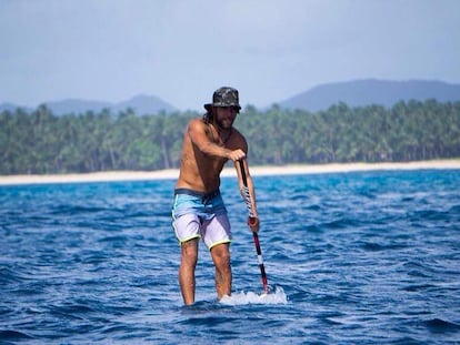 El surfista y empresario gallego Diego Bello, en una imagen en Filipinas cedida por la familia.