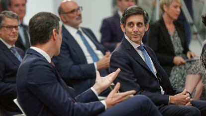 El presidente de Telefónica, José María Álvarez-Pallete, y el presidente del Gobierno, Pedro Sánchez.