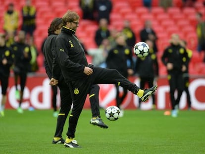 Klopp, durante el entrenamiento del Dortmund en Wembley 