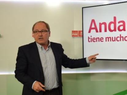 Juan Cornejo, en la presentaci&oacute;n del lema de la campa&ntilde;a. 