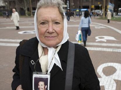 Nora Cortiñas, un jueves de 2009 en la plaza de Buenos Aires.