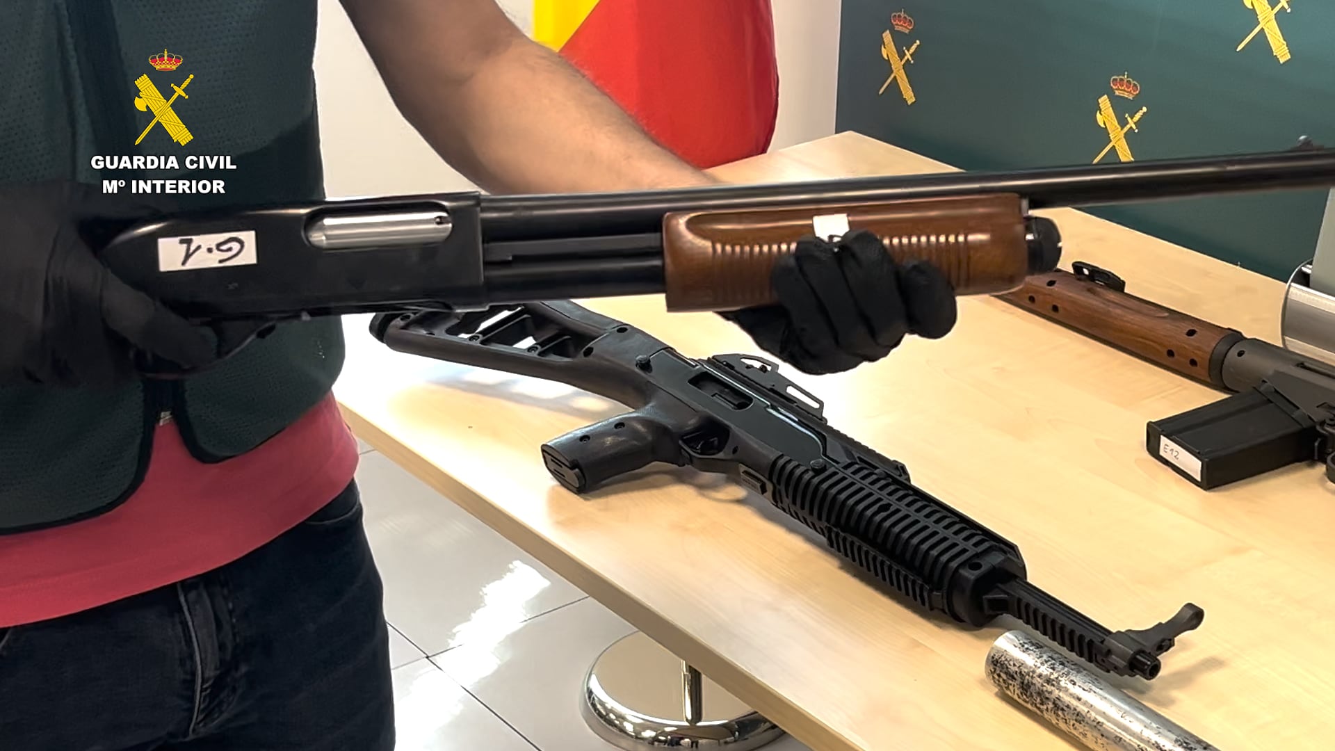 A group falls in Murcia that sold Narcos to weapons to defend marijuana plantations | Spain