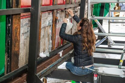 Restoration work being carried out on the gates in Santiago. 