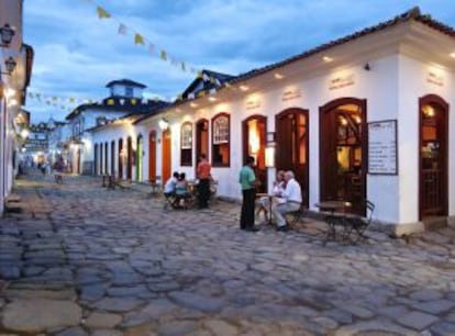 Un café en el centro histórico de Paraty (Brasil).
