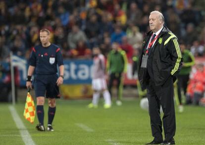 Del Bosque durante el partido.