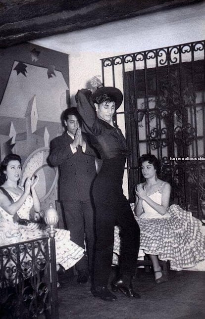 Carrete de Málaga bailando en los años cincuenta.
