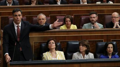 El presidente del Gobierno, Pedro Sánchez, durante la sesión de control en el Congreso de los Diputados.