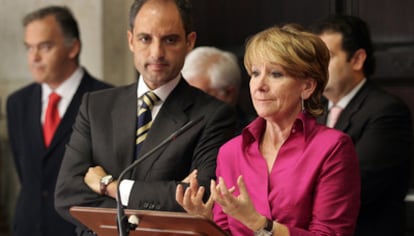 Francisco Camps y Esperanza Aguirre, en un acto público que tuvo lugar en la presidencia de la Generalitat.