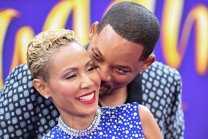 Jada Pinkett-Smith – Precisamente fue Leah Remini la que, en su libro de memorias, reveló que la actriz y mujer de Will Smith había sido una miembro habitual de la Cienciología. Pinkett-Smith rechazó cualquier posible adhesión, aunque sí reconoció haber estudiado dianética (una de las creencias que profesan sus miembros, imaginada por L. Ron Hubbard). El protagonista de En busca de la felicidad también refutó cualquier tipo de involucración.