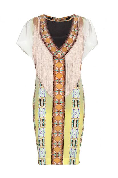 Vestido de seda con escote de flecos, de Etro (1.020 euros).