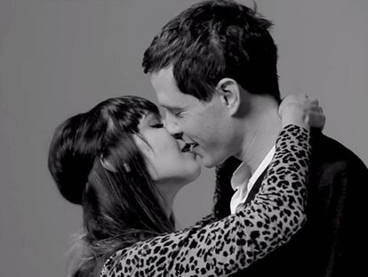 El viral de los desconocidos besándose que resultó ser un anuncio