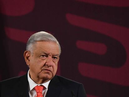 El presidente de México, Andrés Manuel López Obrador, durante la conferencia de prensa este martes en el Palacio Nacional.
