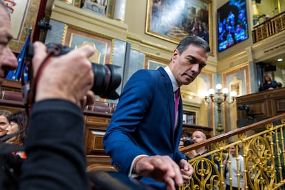 El presidente del Gobierno, Pedro Sánchez, a su llegada al hemiciclo, este miércoles.