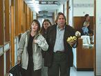 El actor Timothy Spall, con Lelsey Manville y Alison Garland (detrás).