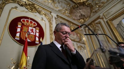 Alberto Ruiz-Gallardón, el 23 de septiembre de 2014, durante la rueda de prensa ofrecida en el Ministerio de Justicia para anunciar su dimisión como ministro y su abandono de la política.