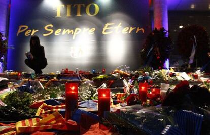 El Camp Nou despide a Tito.