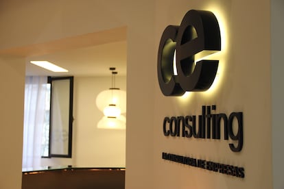 Logo de CE Consulting.