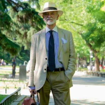 Victor, un caballero elegante en el Paseo del Prado.