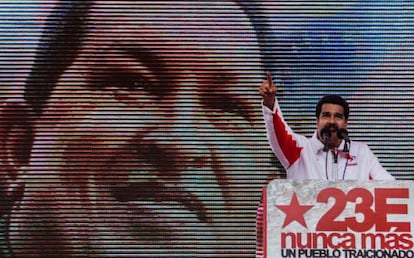 Vice President Nicol&aacute;s Maduro talks at a rally held in solidarity with Hugo Ch&aacute;vez this week.