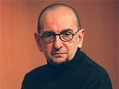 Roger Salas.
