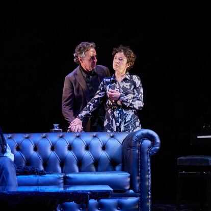 Escena de 'El lector por horas', Sala Beckett. Fotografía: KIKU PIÑOL