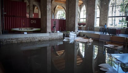 Una de las salas de museo marítimo inundada