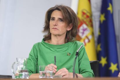 Teresa Ribera, ministra de Transición Ecológica, tras un Consejo de Ministros. 