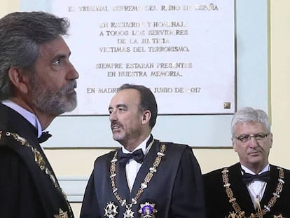 Acto de apertura del año judicial, en la imagen, el presidente del Tribunal Supremo, Carlos Lesmes (i), Manuel Marchena (c) y Luis María Díez-Picazo (d). 
