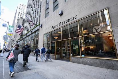 Oficina del First Republic Bank en Nueva york.