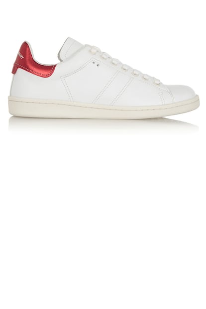 Zapatillas blancas de piel de Isabel Marant Étoile (280 euros).