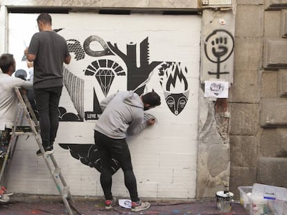 Boamistura recupera el grafiti de la Calle de Huertas.