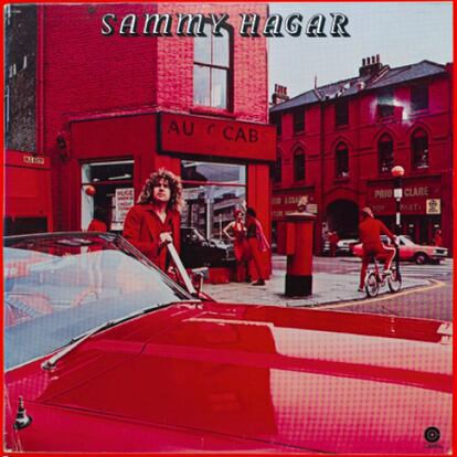 Sammy Hagar, un veterano cantante heavy estadounidense apodado 'The red rocker' (el rockero rojo), escogió para la portada de su segundo álbum en solitario ('Sammy Hagar' 1977) la hilera de casas rojas de Pride & Clark, en Stockwell Road, una tienda de motos muy popular entre los moteros británicos, especialmente entre los años 60 y 70. En 1966, esta calle fue una de las localizaciones que Michelangelo Antonioni escogió para 'Blow up', rodada íntegramente en Londres. La web https://sites.google.com/a/blowupthenandnow.com/blowup-then-now muestra cómo han cambiado los escenarios de esta película de culto, incluido el ladrillo rojo de Stockwell Road.