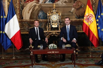 El Rey y el presidente francés Emmanuel Macron en el Palacio Real, en Madrid.