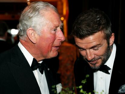 Carlos de Inglaterra y David Beckham, durante un evento en el Natural History Museum de Londres, el 4 de abril de 2019.