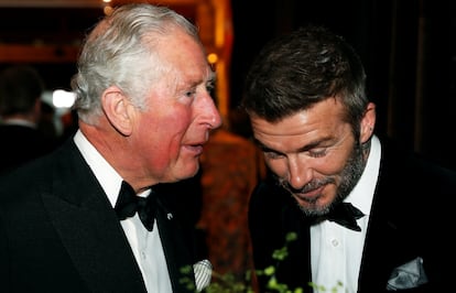 Carlos de Inglaterra y David Beckham