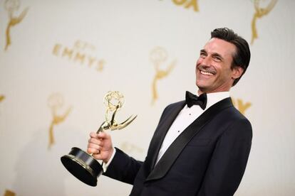 Jon Hamm, mejor actor de drama en los Emmy 2015.