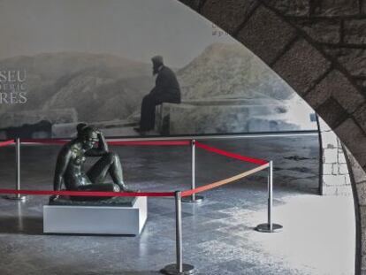 La escultura &#039;Mediterr&agrave;nea&#039; de Arsitides Maillol, instalada a la entrada del Museo Mar&egrave;s de Barcelona.