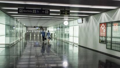 Estaci&oacute;n de la l&iacute;nea 9 del metro de Barcelona.