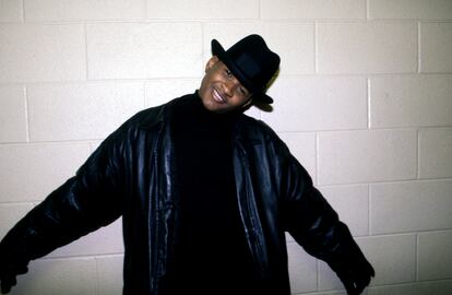 Usher Raymond IV backstage at the U.I.C. Pavilion in Chicago, in December 1994.