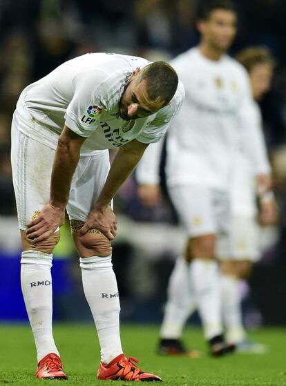 Benzema, cabizbajo.