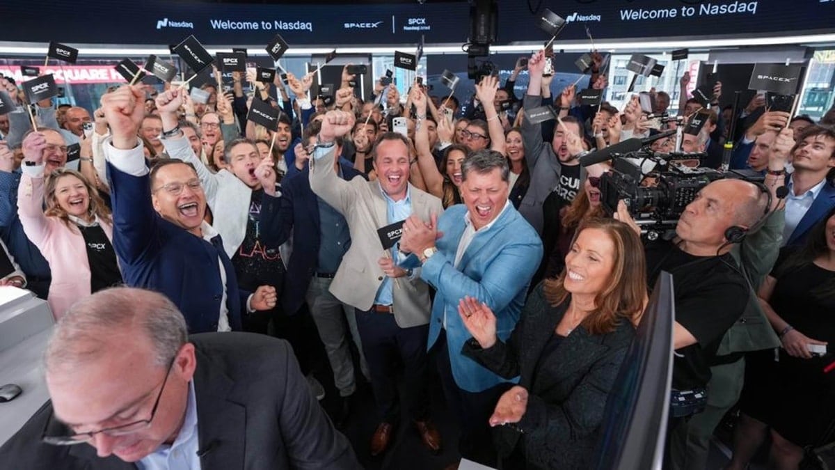 SpaceX supera en capitalización bursátil a Amazon y en el mercado se advierte del riesgo de volatilidad