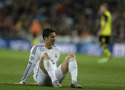 Cristiano, tras caer lesionado ante el Borussia