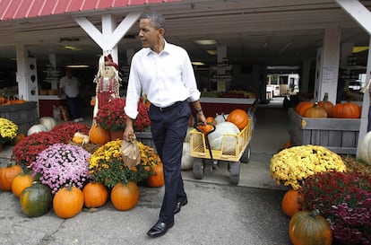 A falta de 10 días para la celebración de Halloween, la fiesta que conmemora la víspera de Todos los Santos, el presidente de Estados Unidos Barack Obama ya ha elegido las calabazas que adornarán la Casa Blanca. Lo hizo el pasado miércoles durante su visita a Carolina del Norte.