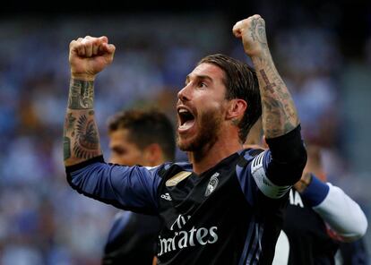 Sergio Ramos celebra el t&iacute;tulo de Liga en La Rosaleda. 