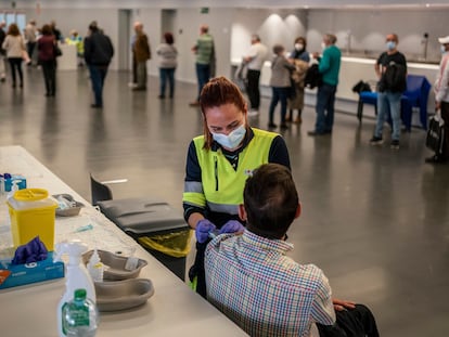 Vaccination with AstraZeneca doses at Wanda Metropolitano stadium in Madrid.