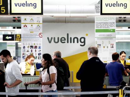 Un mostrador de Vueling en el aeropuerto de El Prat, en Barcelona, en una imagen de archivo.