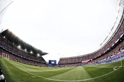 El estadio Vicente Calderón minutos antes del partido.